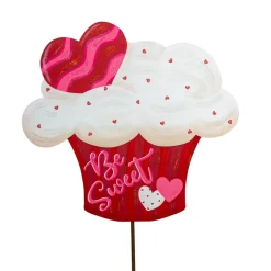 “Be Sweet” Cupcake