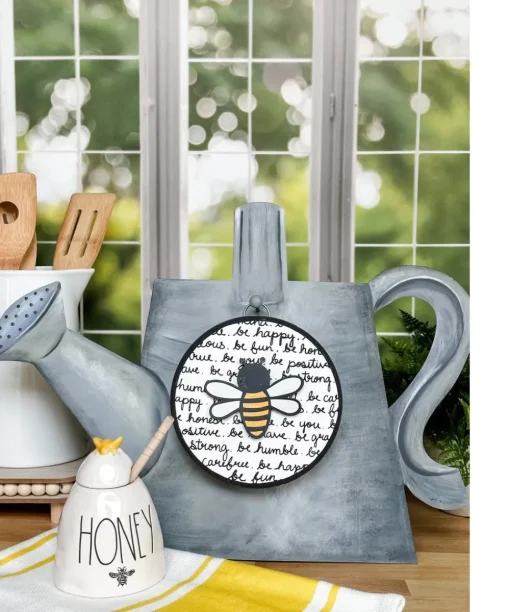 Bee Positive Charm