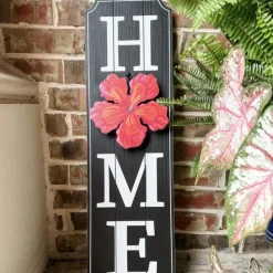 Classic Hibiscus Charm