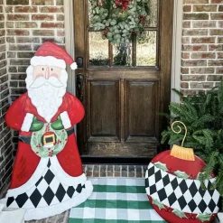 Elegant Santa Yard Display