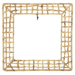 Square Wicker Wreath Display